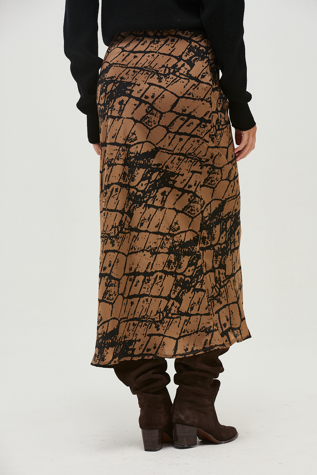 pollera viscosa elastizada