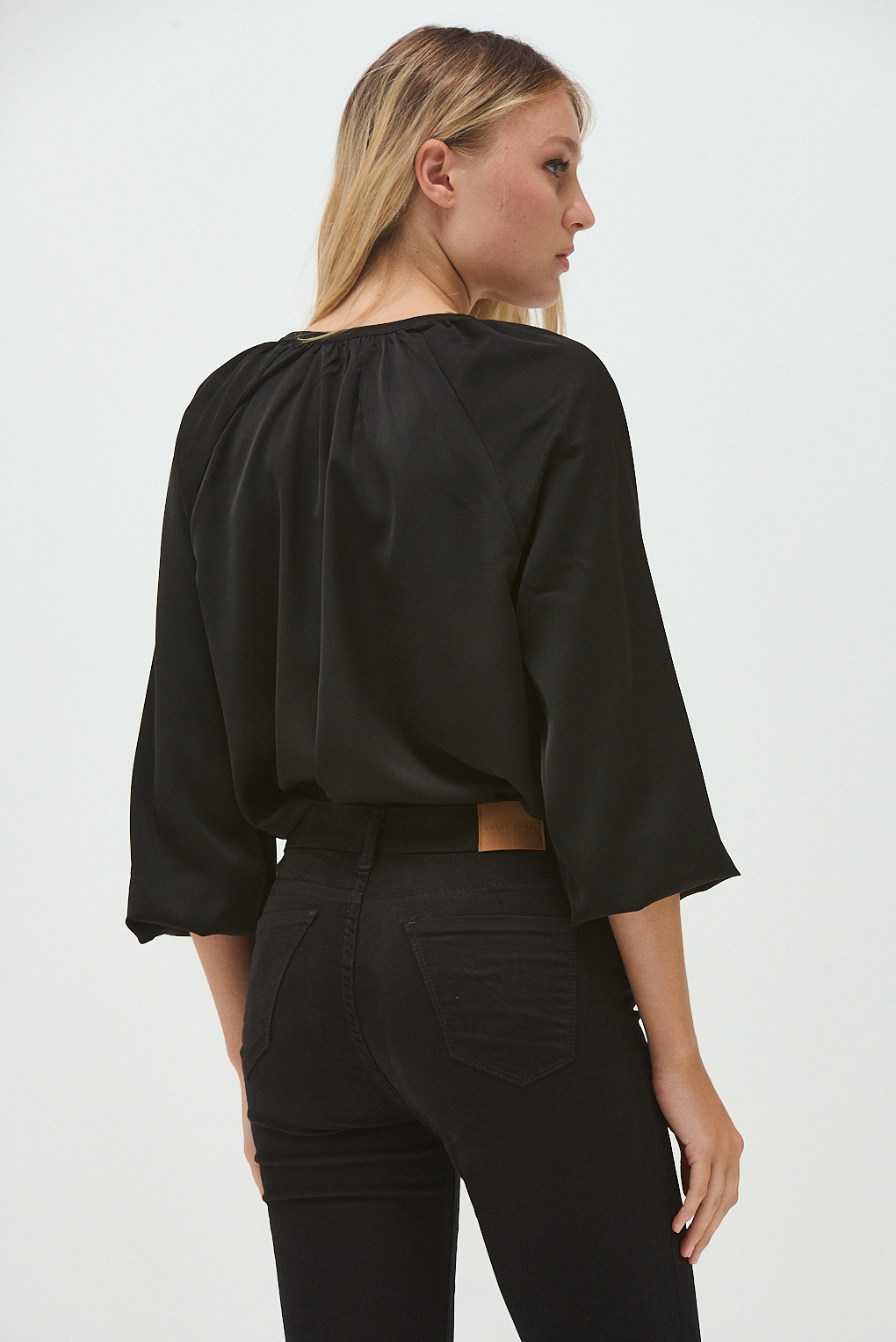 blusa seda con brillo