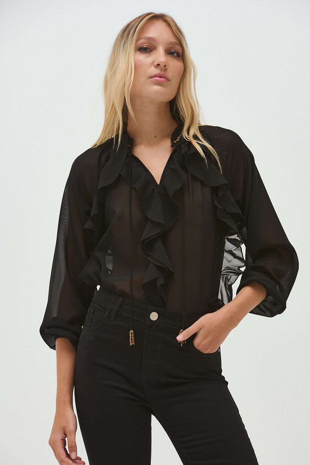 blusa gasa y volados