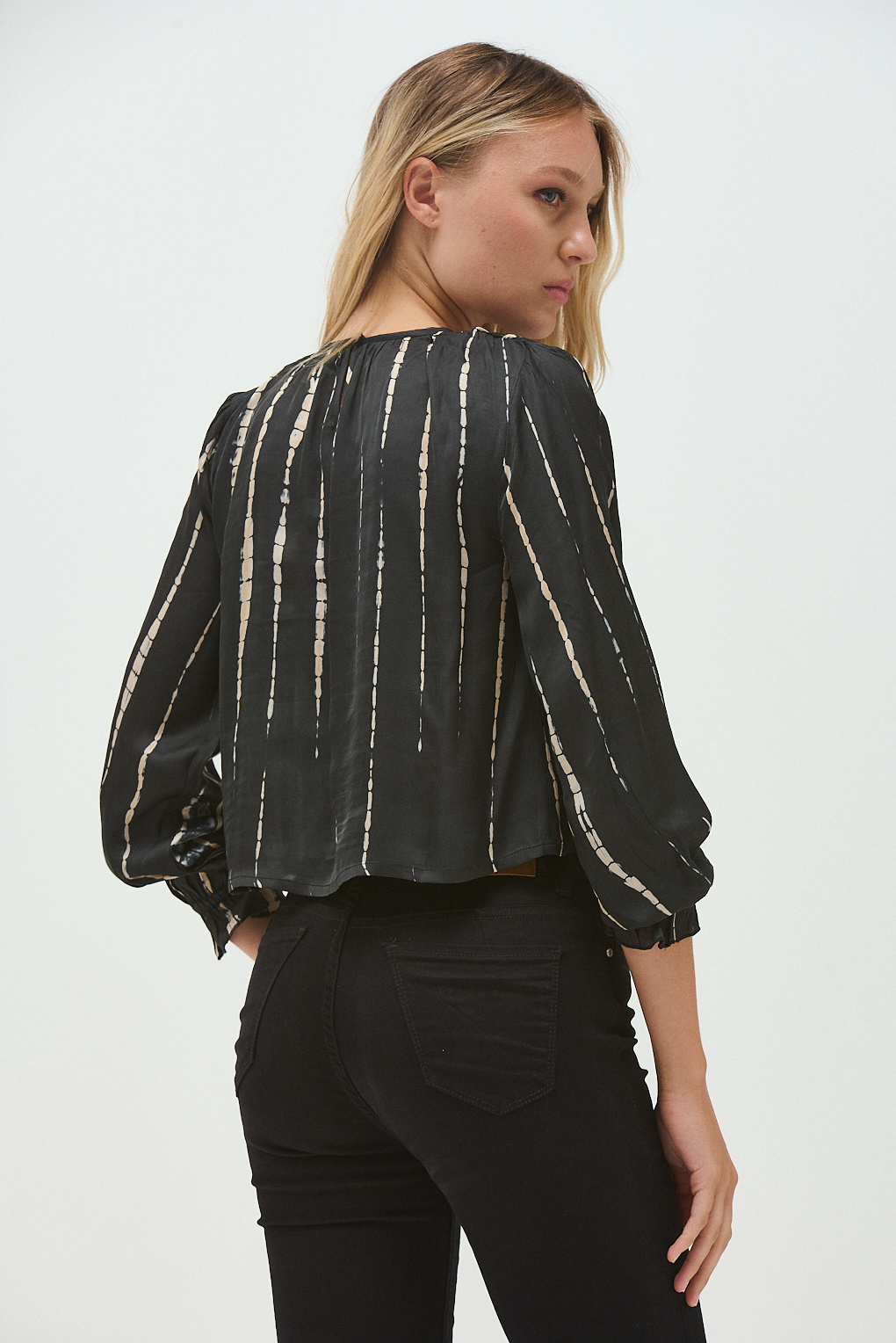 blusa viscos ruffled