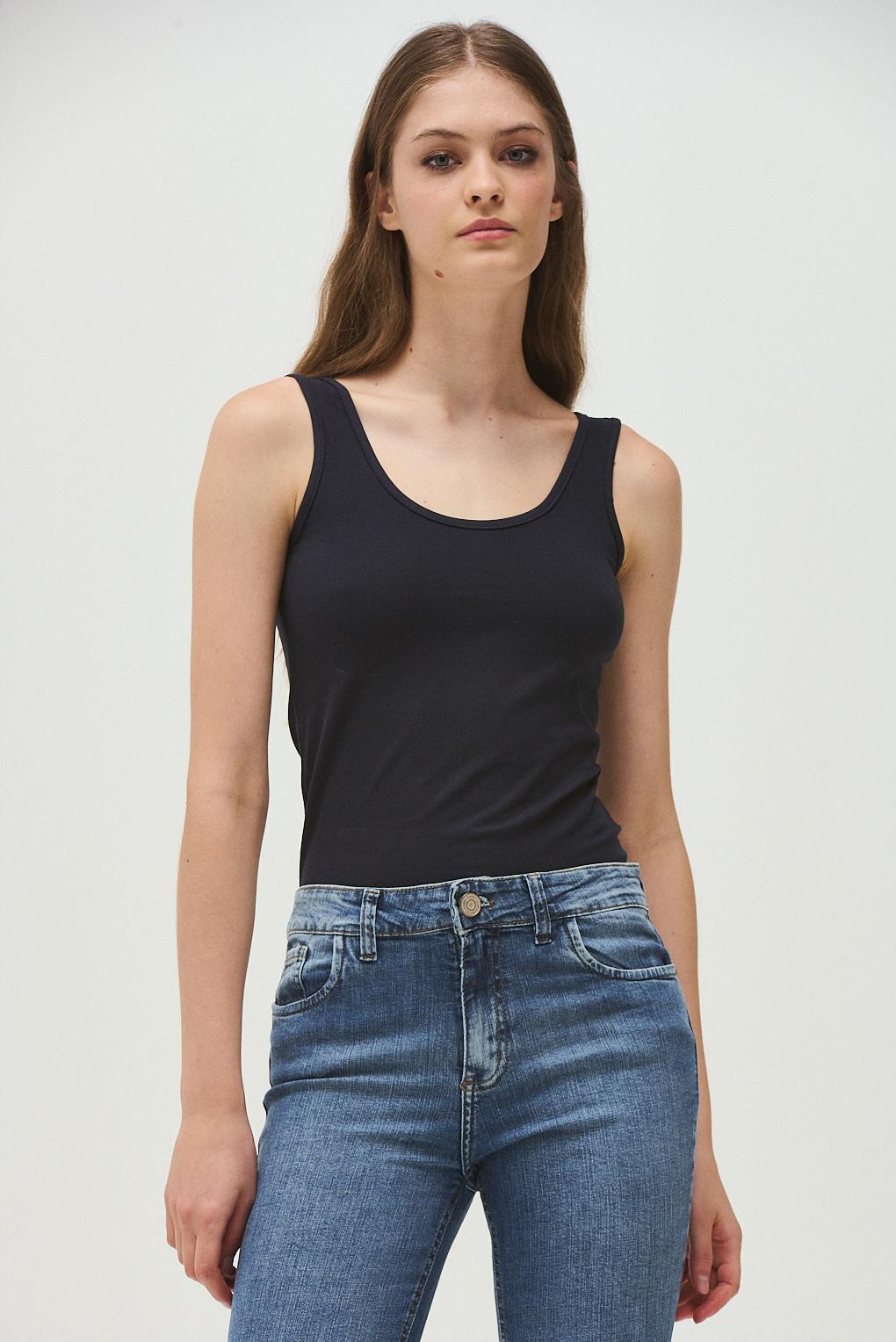 musculosa modal basica