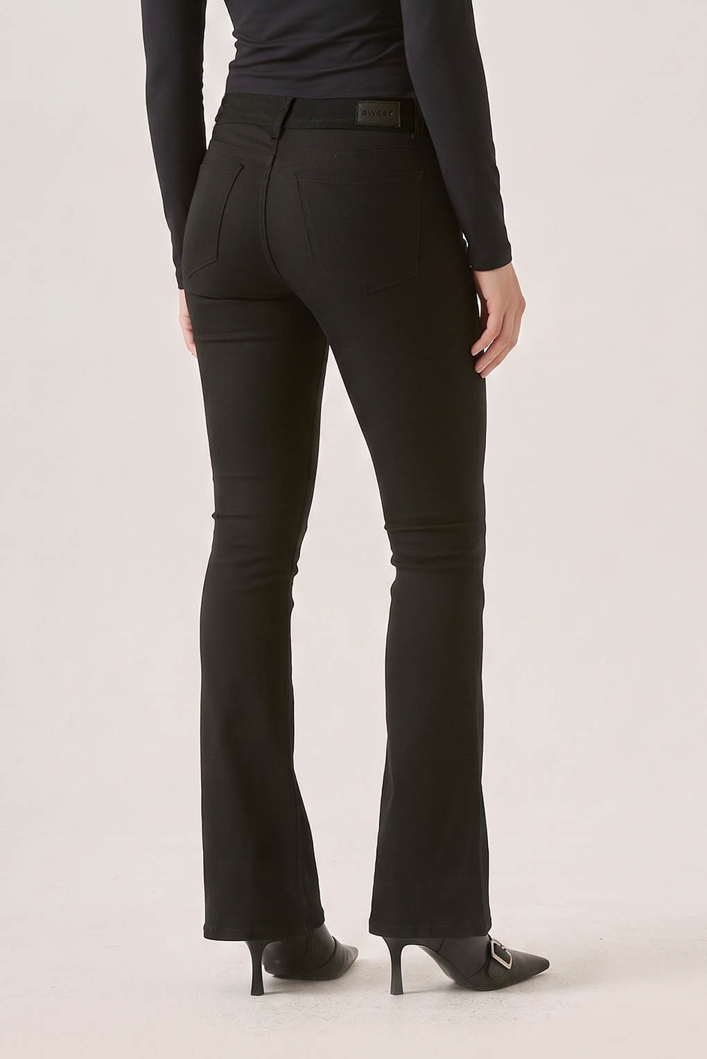 Pantalon oxford negro